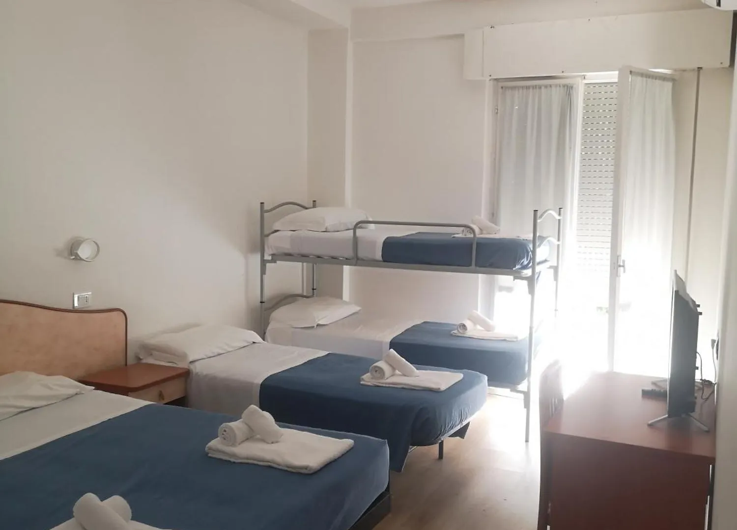 Hotel Holiday Sunshine Summer Misano Adriatico