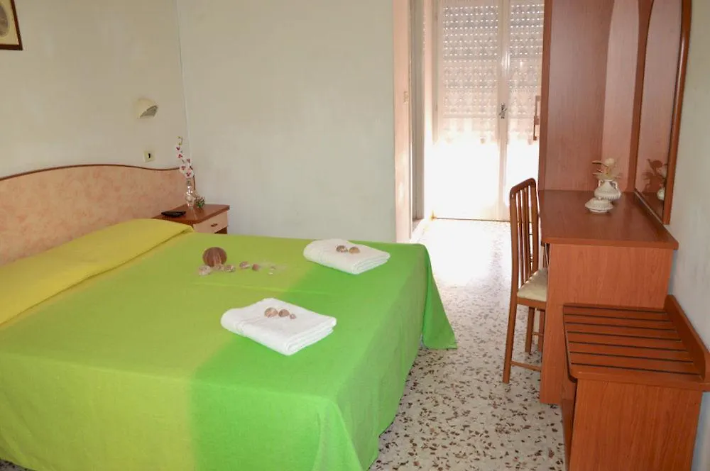 Hotel Holiday Sunshine Summer Misano Adriatico 3*,  Włochy