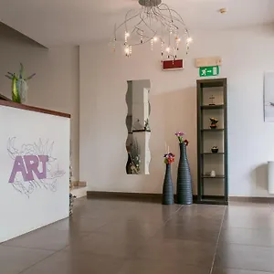 3* Hotel apartamentowy Art