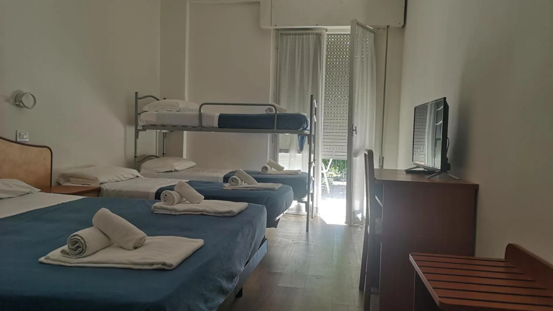Hotel Holiday Sunshine Summer Misano Adriatico